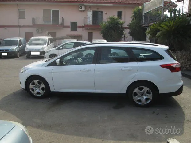 Ford Focus 2014 photo 4
