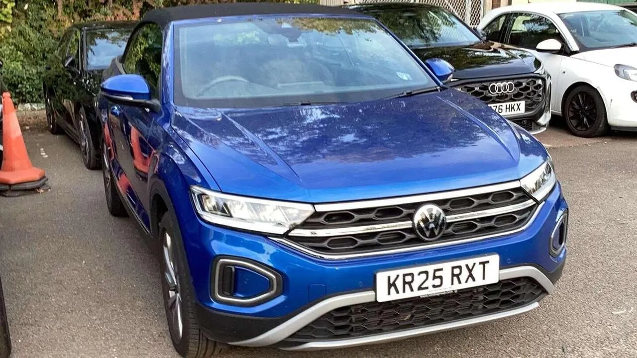 Volkswagen T-Roc 2025 photo 2