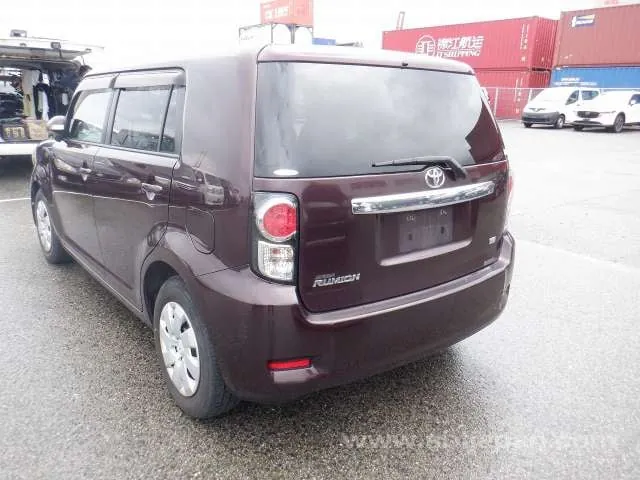 Toyota Corolla Rumion 2010 photo 3