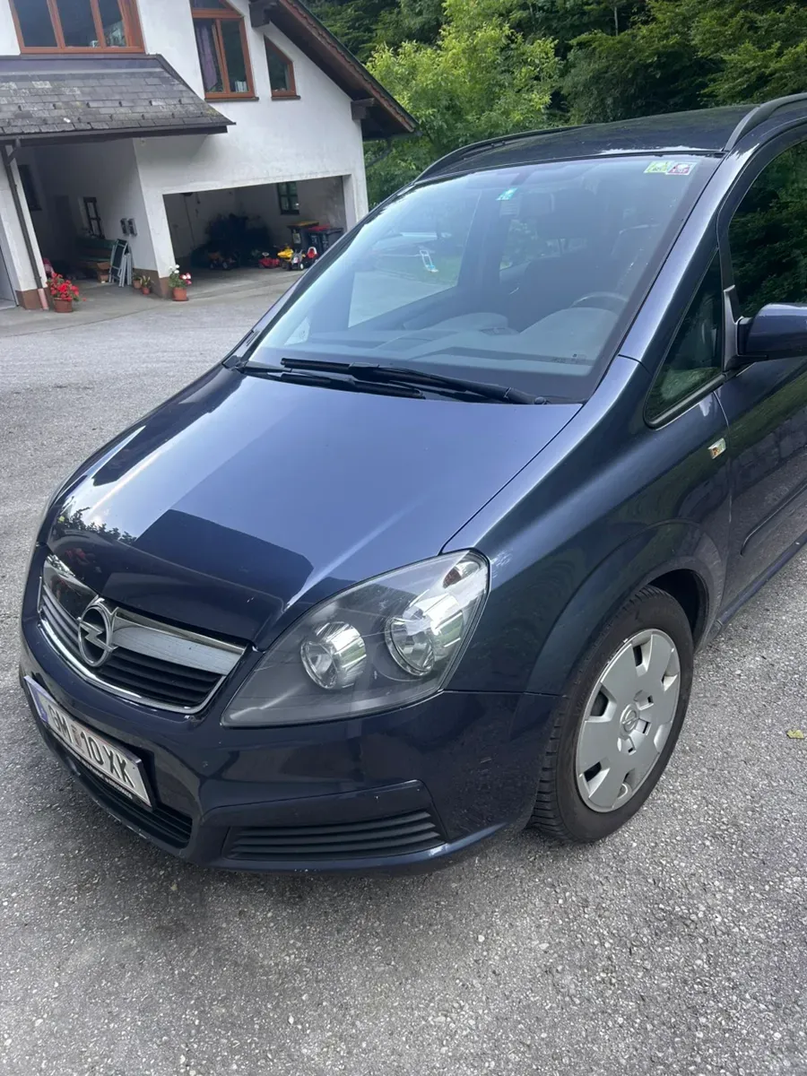 Opel Zafira 2006 photo 2