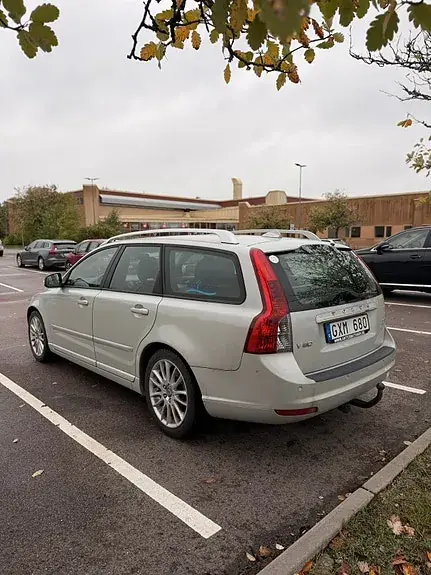 Volvo V50 2011 photo 3