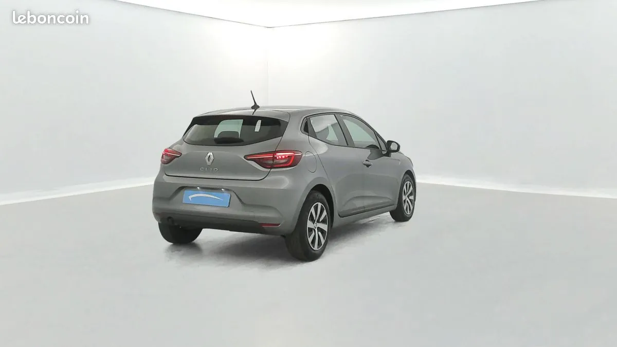 Renault Clio 2023 photo 5