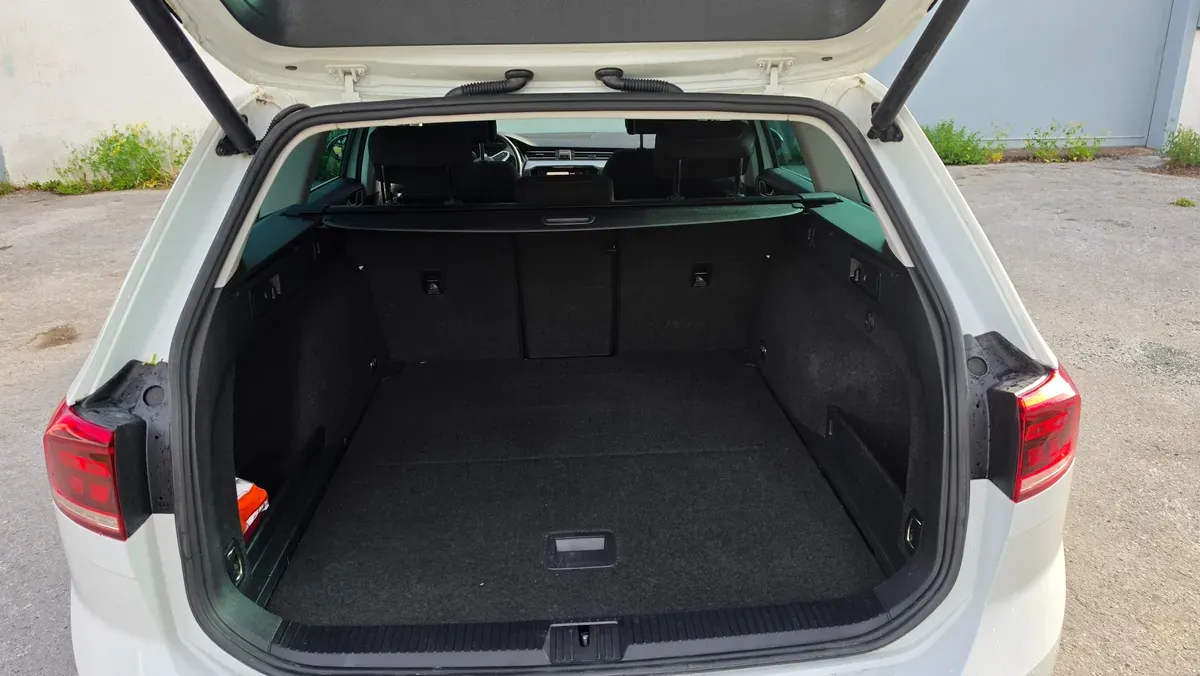 Volkswagen Passat 2020 photo 3