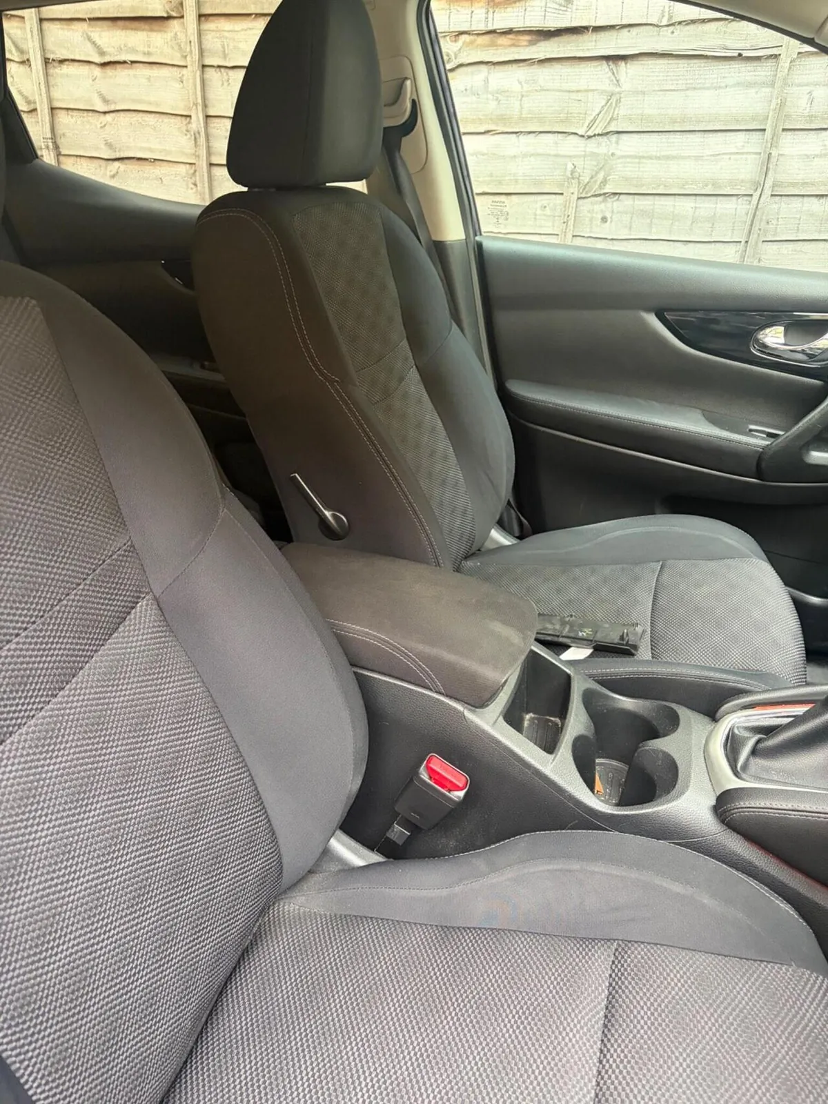 Nissan Qashqai 2015 photo 4