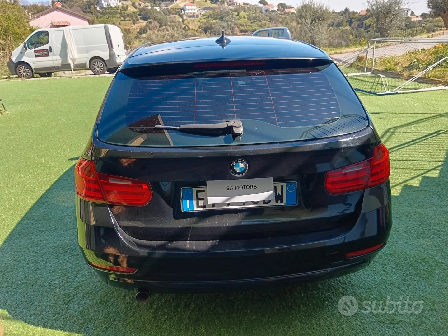 BMW 318 2014 photo 5
