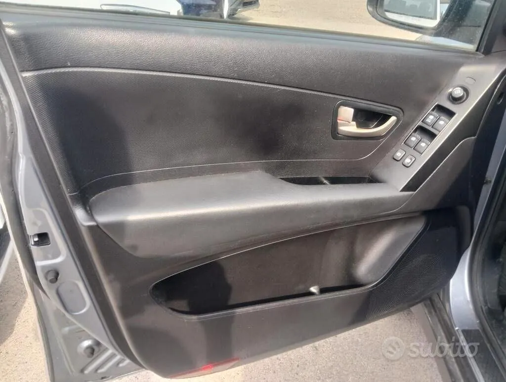 KG Mobility Korando 2013 photo 5