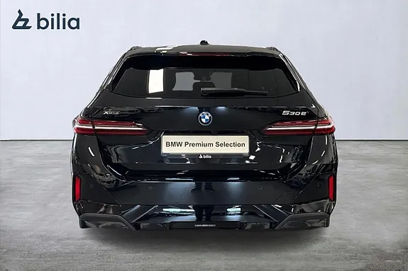 BMW 530E 2026 photo 4