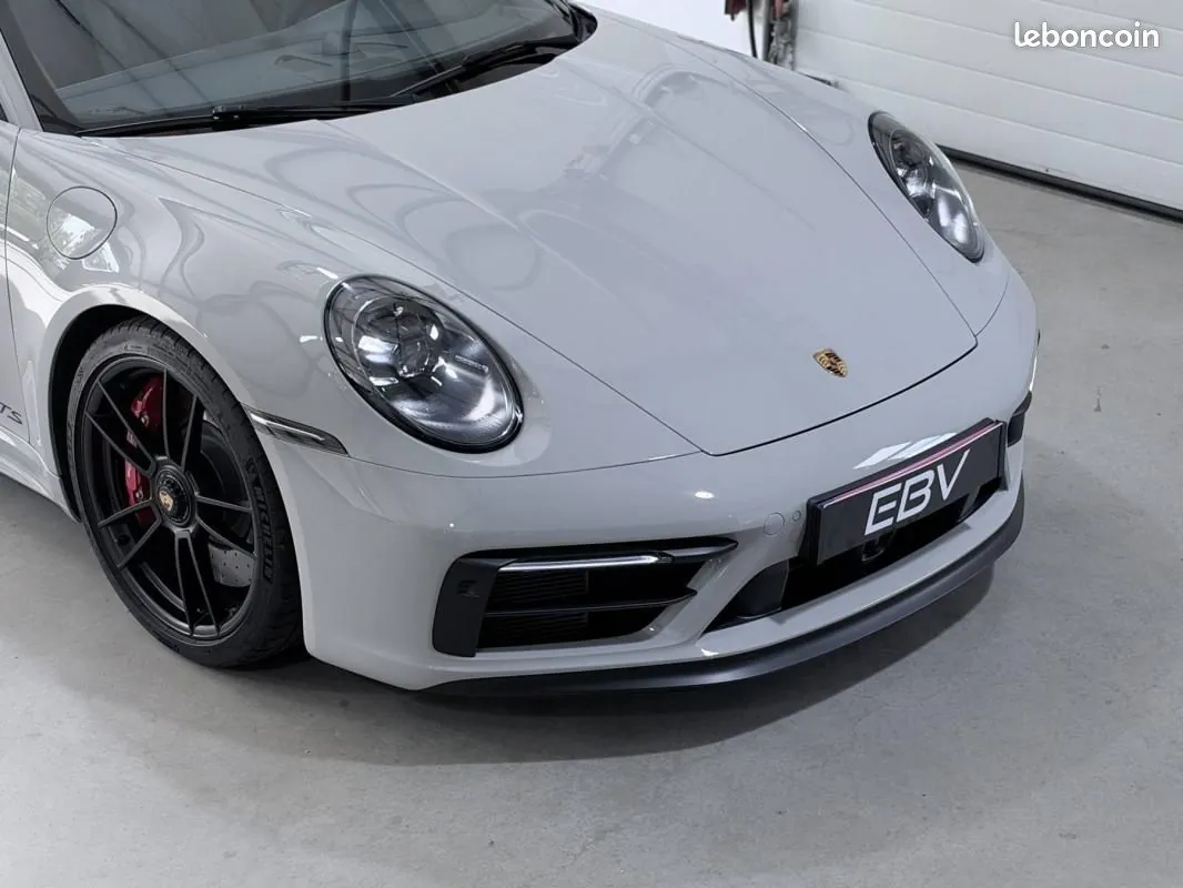 Porsche 911 2023 photo 4