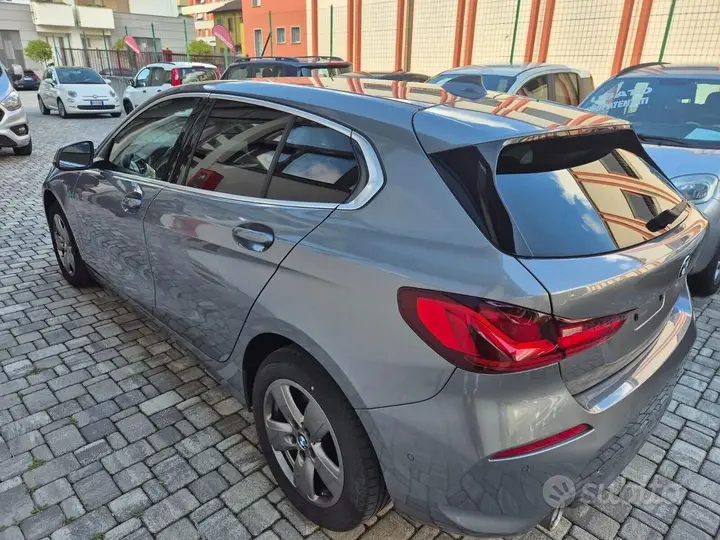BMW 116D 2022 photo 4