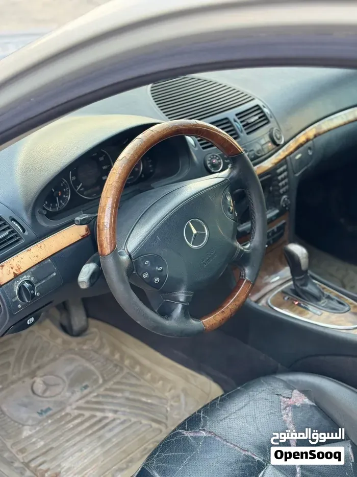 Mercedes-Benz E-Class 2006 photo 4