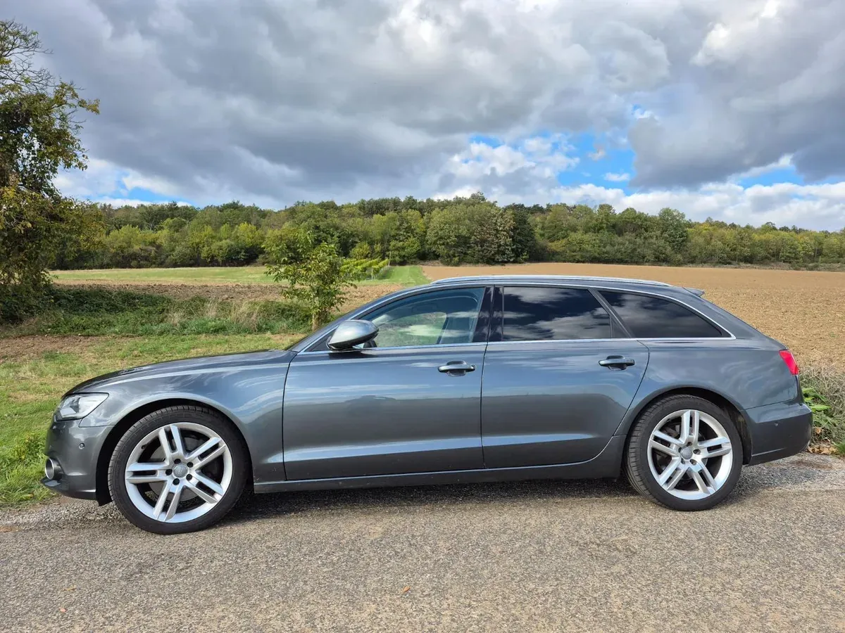 Audi A6 Avant 2014 photo 2