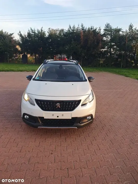 Peugeot 2008 2016 photo 2