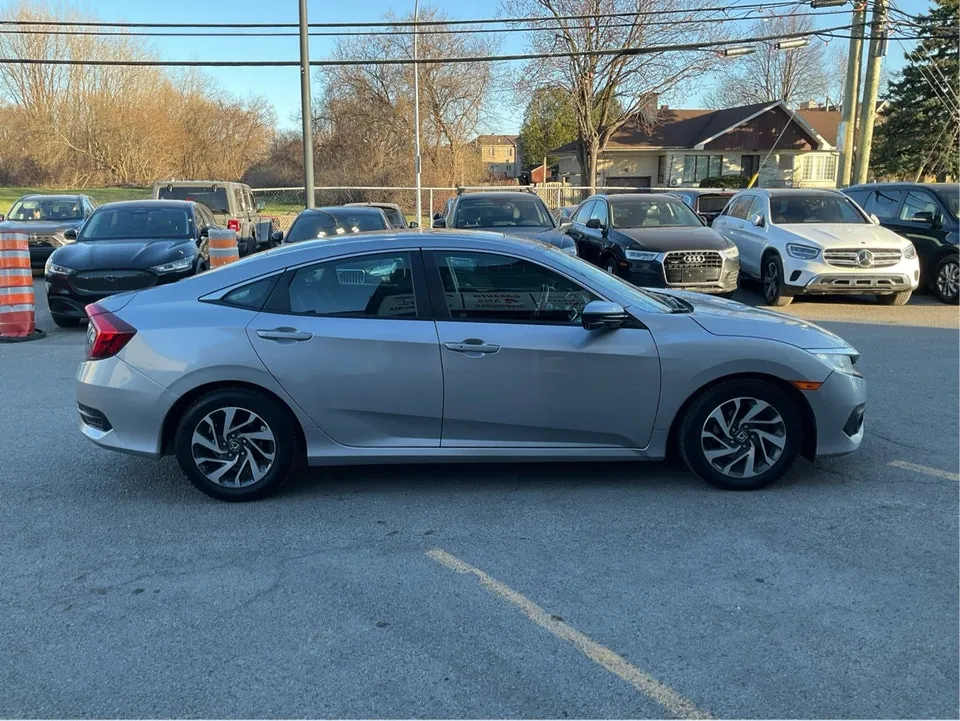 Honda Civic 2017 photo 2