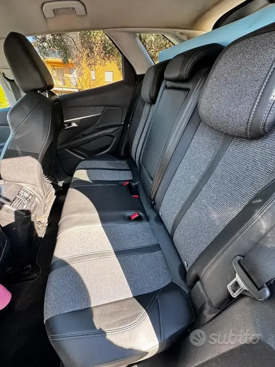 Peugeot 3008 2019 photo 4