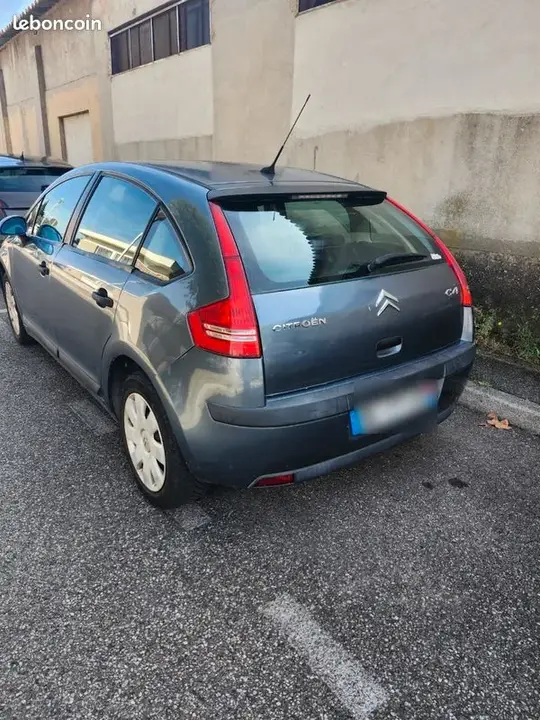 Citroen C4 2008 photo 2