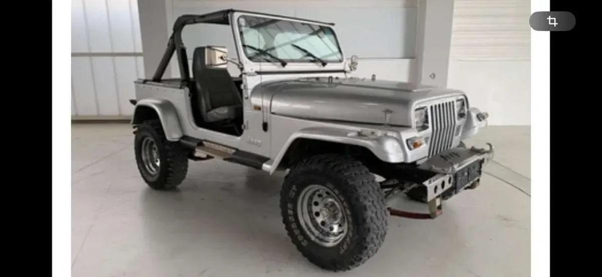 Jeep Wrangler 1990 photo 2