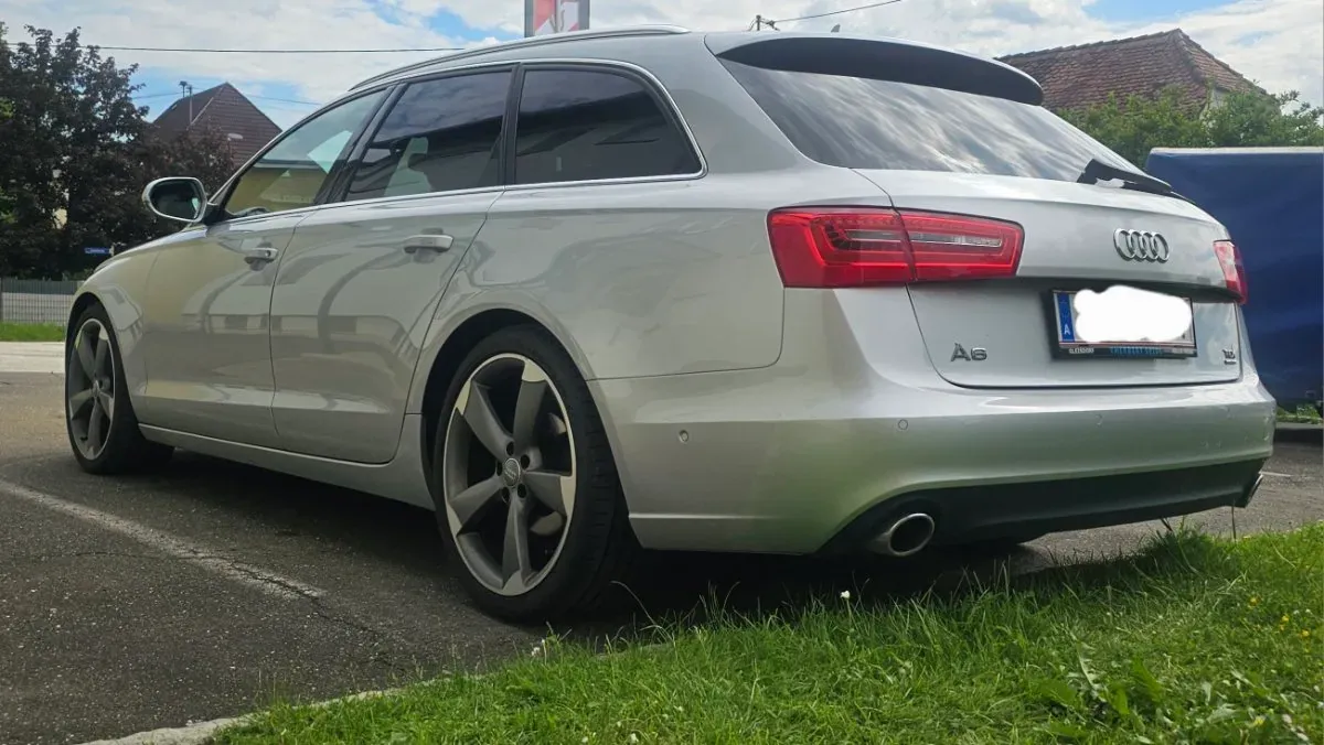Audi A6 2011 photo 2