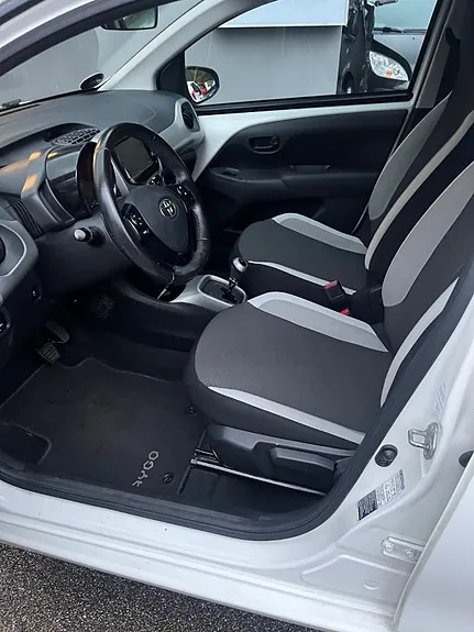 Toyota Aygo 2015 photo 4