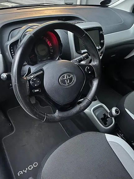 Toyota Aygo 2015 photo 3