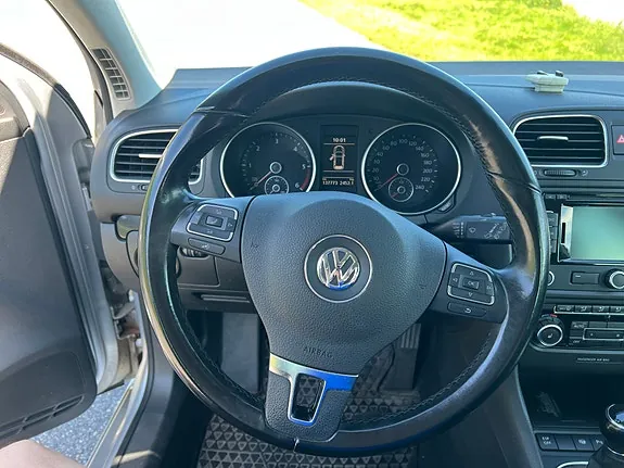 Volkswagen Golf Vi 2010 photo 5