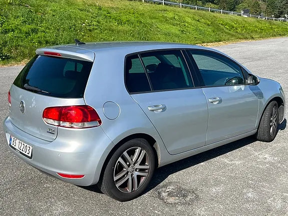 Volkswagen Golf Vi 2010 photo 3