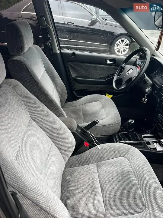 Honda Accord 1990 photo 4