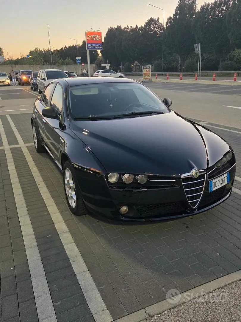 Alfa Romeo 159 2008 photo 3
