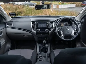 Mitsubishi Triton 2018 photo 3