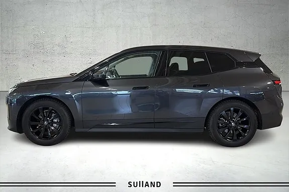 BMW Ix 2022 photo 2