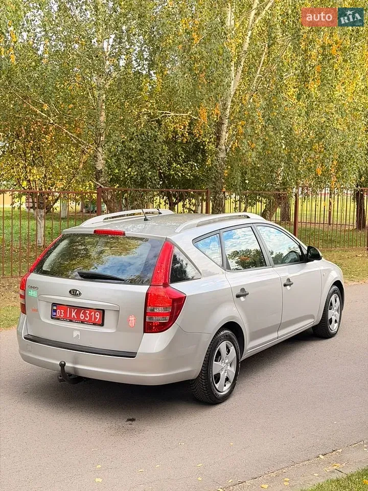 Kia Ceed 2008 photo 4