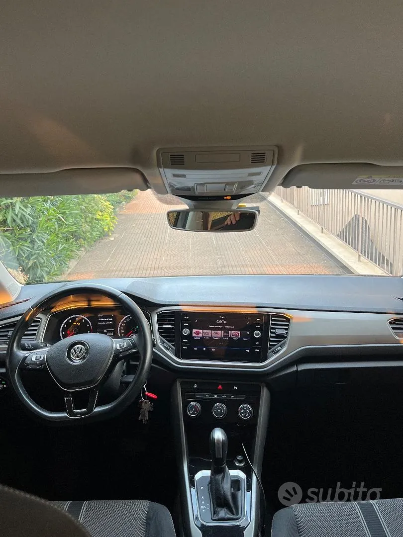 Volkswagen T-Roc 2020 photo 3