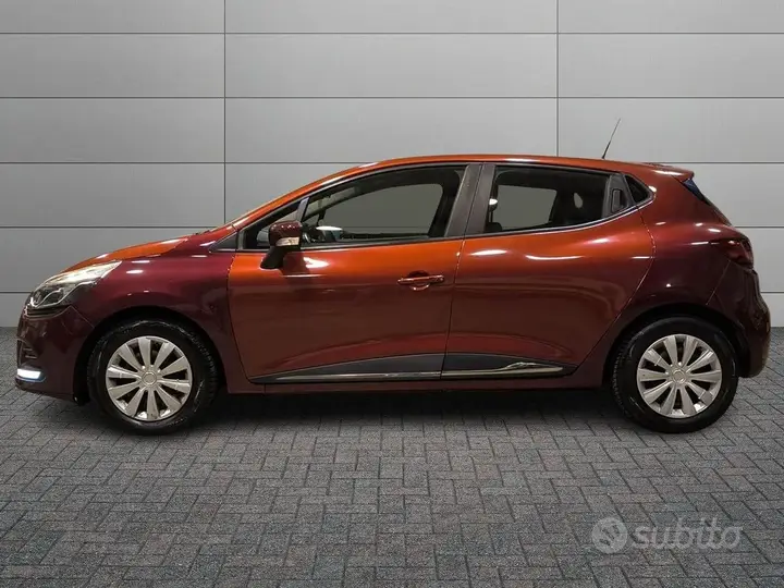 Renault Clio 2018 photo 2
