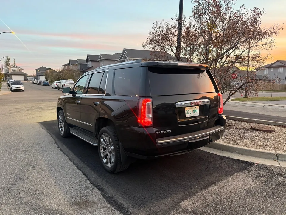 GMC Yukon 2015 photo 4