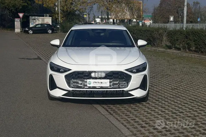 Audi A5 Avant 2025 photo 2