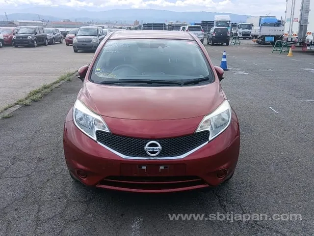 Nissan Note 2015 photo 5