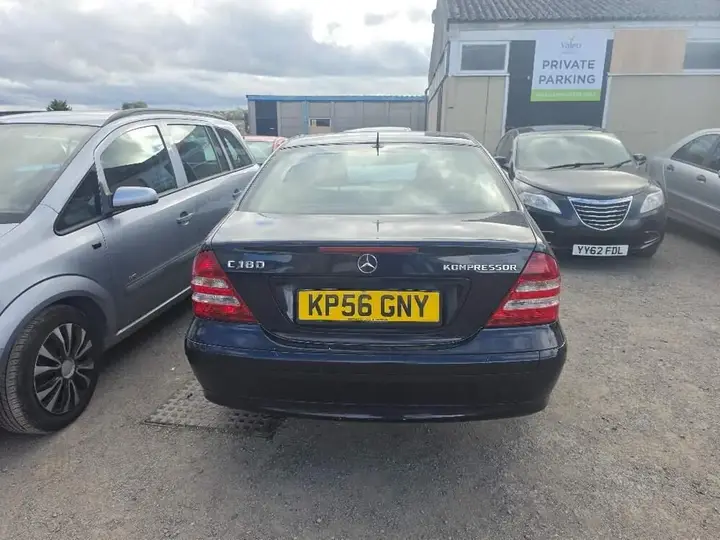 Mercedes-Benz C-Class 2006 photo 5
