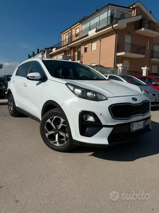 Kia Sportage 2018 photo 2