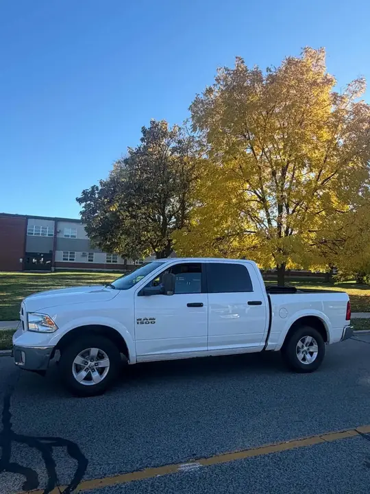 Dodge Ram 1500 2018 photo 2