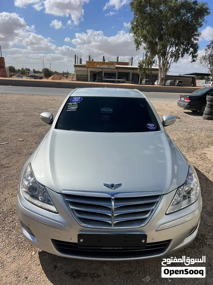Genesis G80 2008 photo 2