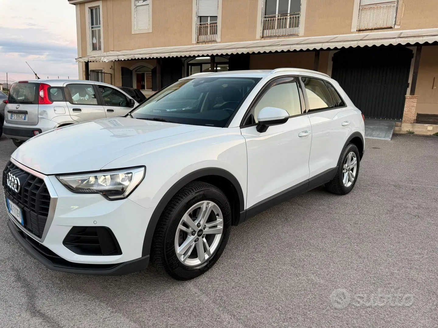 Audi Q3 2022 photo 3