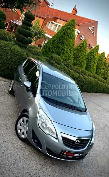 Opel Meriva 2011 photo 2