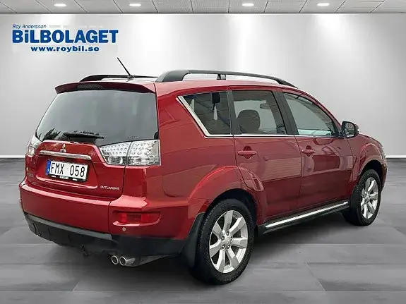 Mitsubishi Outlander 2012 photo 3