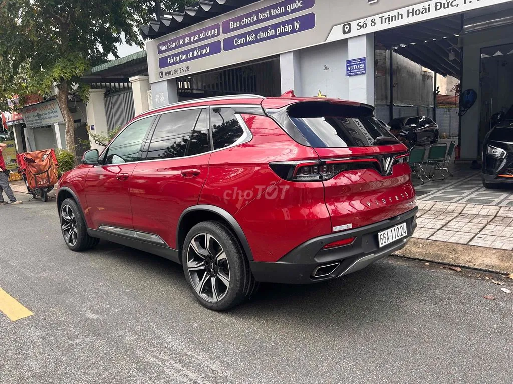 Vinfast Lux Sa2.0 2019 photo 5