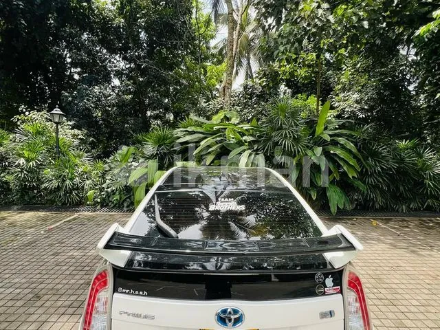 Toyota Prius 2014 photo 5