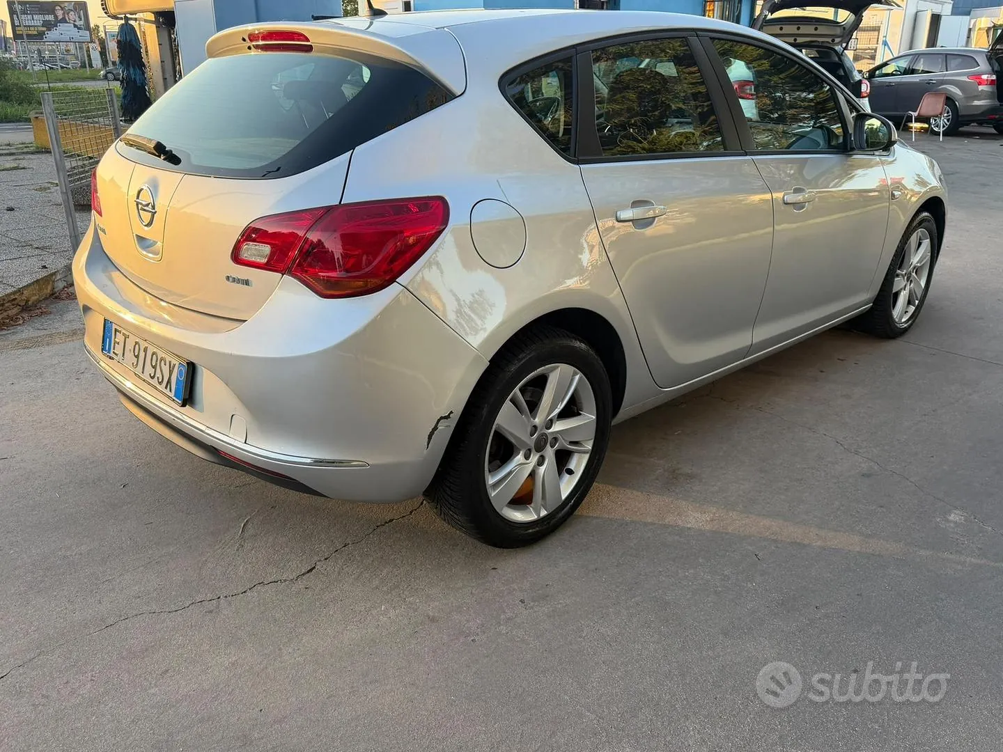 Opel Astra 2014 photo 3