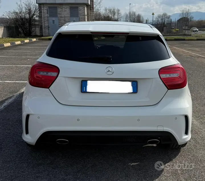 Mercedes-Benz A 180 2013 photo 5