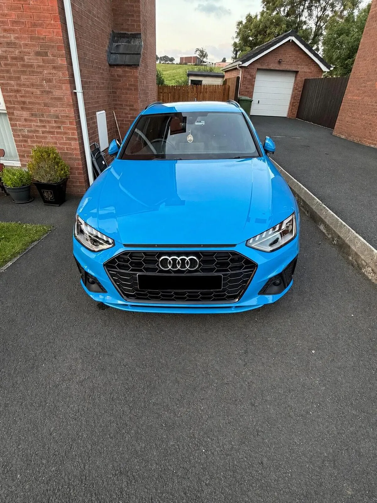 Audi A4 Avant 2019 photo 2