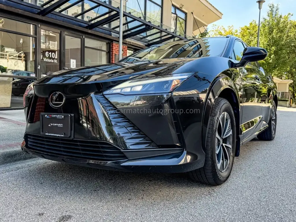 Lexus Rz450E 2023 photo 2