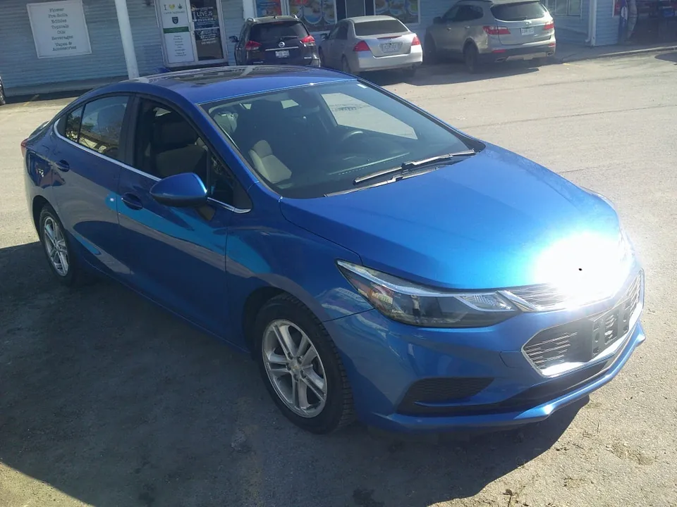 Chevrolet Cruze 2017 photo 3