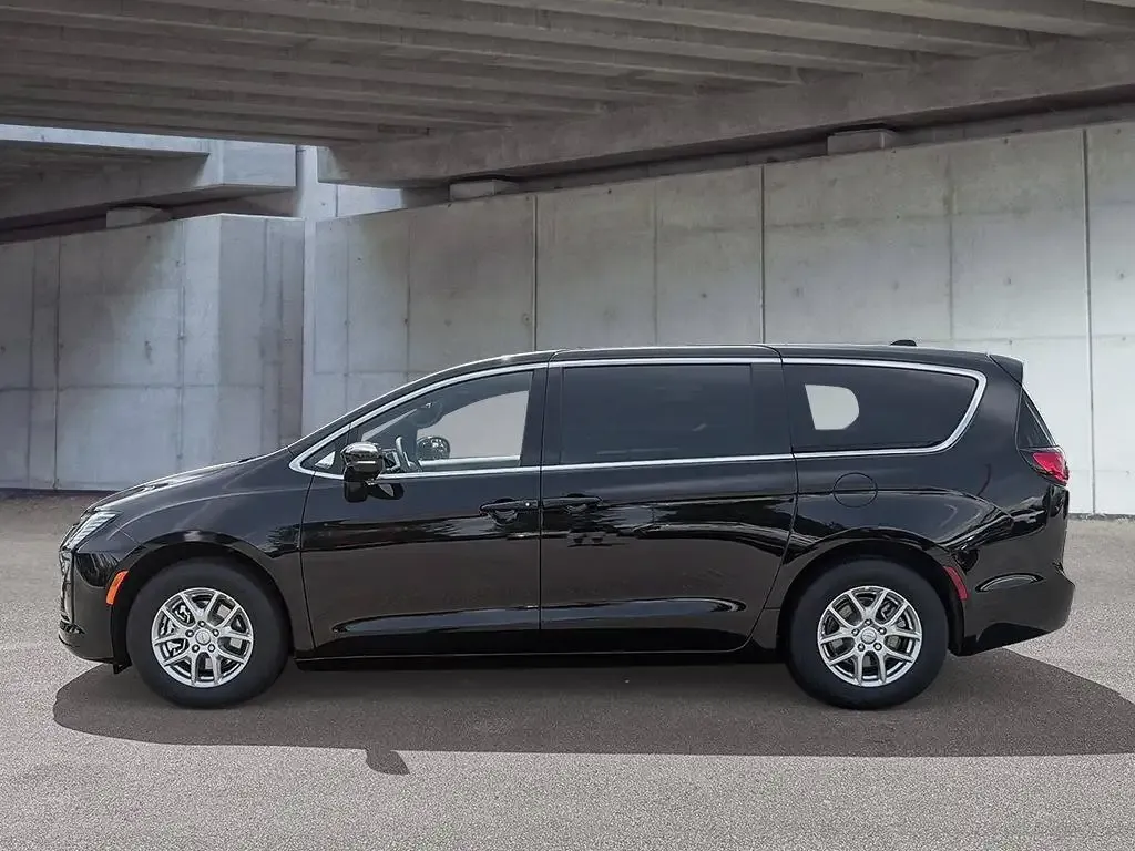 Chrysler Pacifica 2027 photo 4